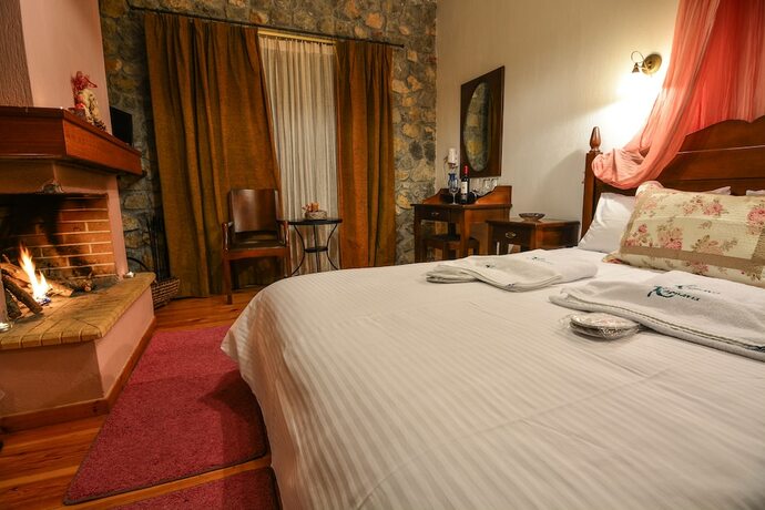 Imagen de la habitación del Hotel Karyatis Resort. Foto 16
