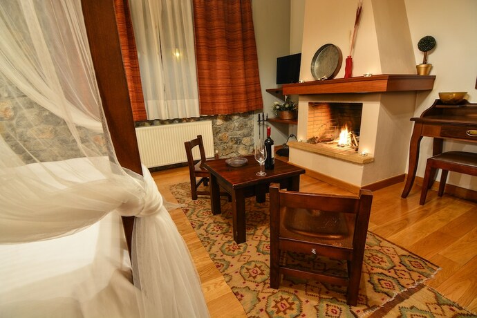 Imagen de la habitación del Hotel Karyatis Resort. Foto 19