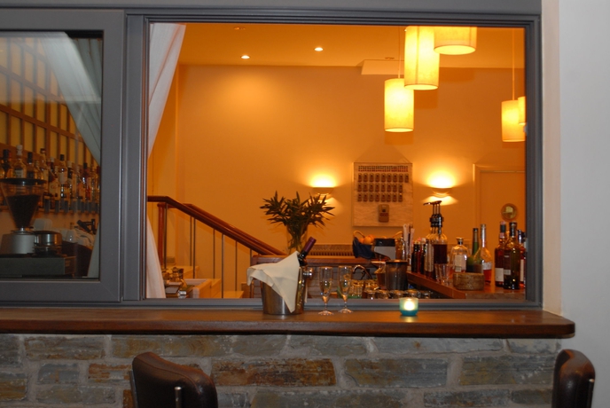 Imagen del bar/restaurante del Hotel Karystion. Foto 7