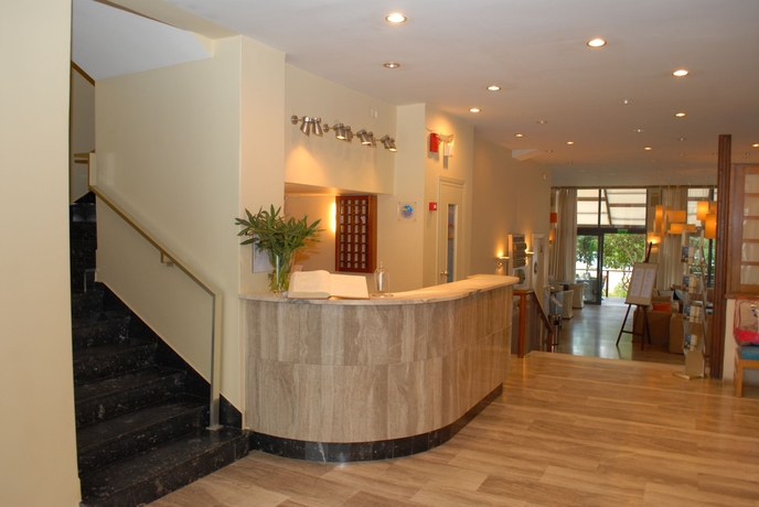 Imagen de los interiores del Hotel Karystion. Foto 15