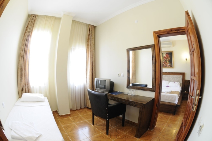 Imagen de la habitación del Hotel Kas Marin. Foto 5