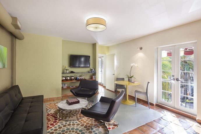 Imagen de la habitación del Hotel Kasa El Paseo Miami Beach. Foto 18