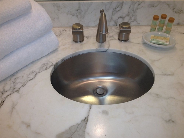Imagen de la habitación del Hotel Kasa La Flora Miami Beach. Foto 3
