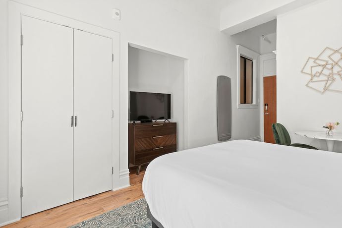 Imagen de la habitación del Hotel Kasa La Monarca San Francisco. Foto 9