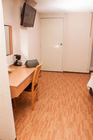 Imagen de la habitación del Hotel Kasa and Suites. Foto 6