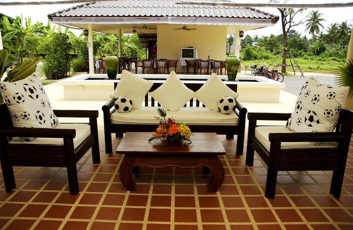 Imagen de los exteriores del Hotel Kasalong Phuket Resort. Foto 2