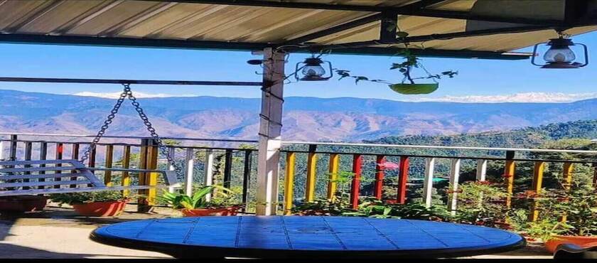 Imagen del bar/restaurante del Hotel Kasana Club Mussoorie. Foto 5