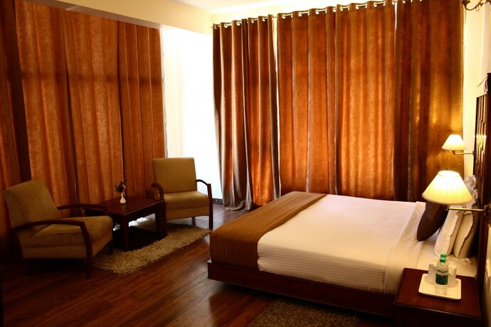 Imagen de la habitación del Hotel Kasauli Castle Resort. Foto 24