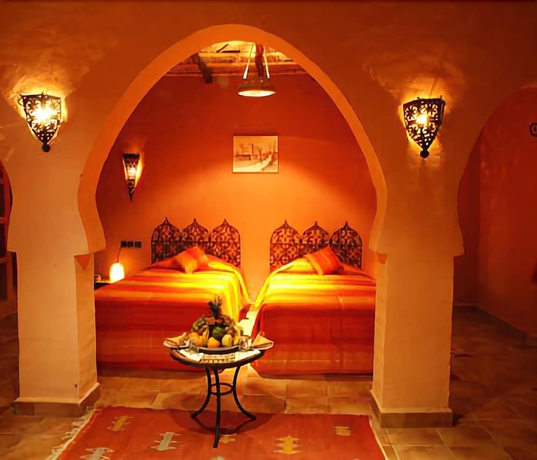 Imagen de la habitación del Hotel Kasbah Chergui. Foto 16