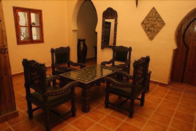 Imagen del bar/restaurante del Hotel Kasbah Chergui. Foto 9