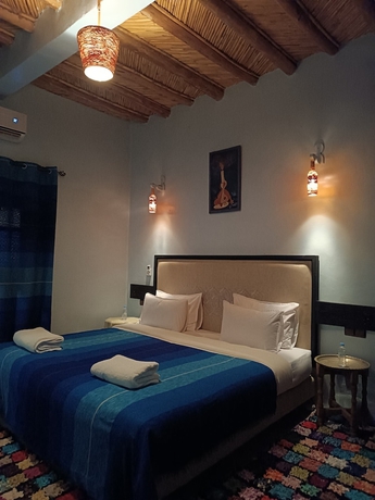 Imagen de la habitación del Hotel Kasbah Dar Bahnini. Foto 11