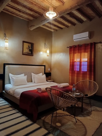 Imagen de la habitación del Hotel Kasbah Dar Bahnini. Foto 12