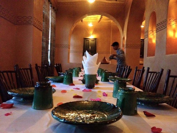 Imagen de los exteriores del Hotel Kasbah Ennakb. Foto 10