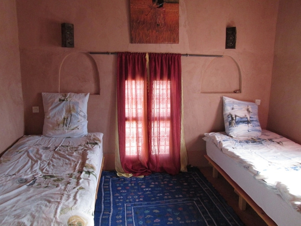 Imagen de la habitación del Hotel Kasbah Ounila. Foto 10