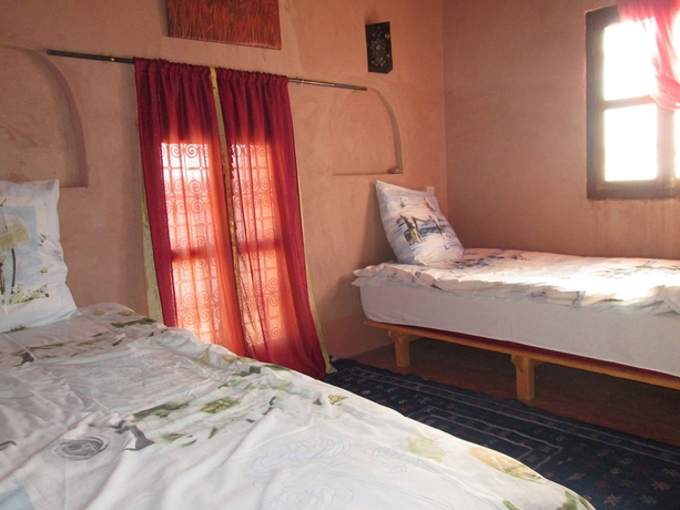 Imagen de la habitación del Hotel Kasbah Ounila. Foto 11