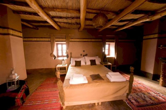 Imagen de los exteriores del Hotel Kasbah Tebi. Foto 9