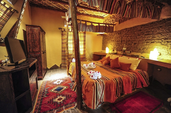 Imagen de la habitación del Hotel Kasbah Xaluca Arfoud. Foto 3