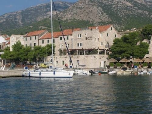 Imagen general del Hotel Ka&scaron;til. Foto 11