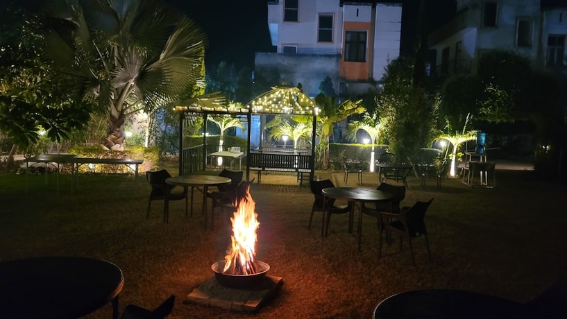 Imagen general del Hotel Kashi Anandam Spiritual Wellness Resort. Foto 7