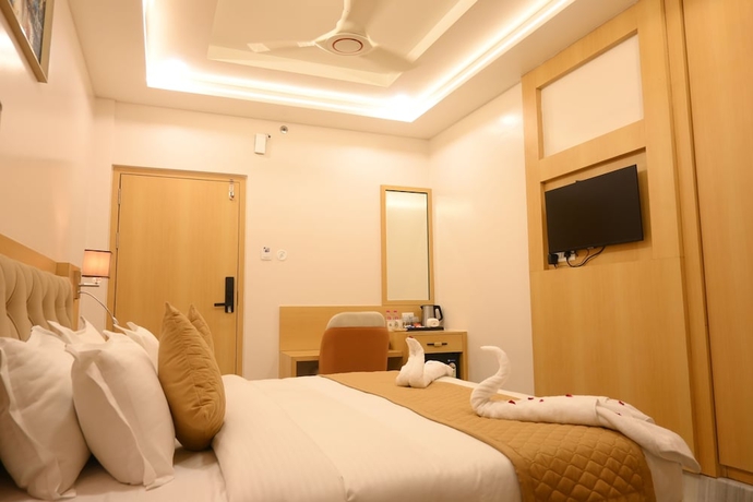 Imagen de la habitación del Hotel Kashi Crown. Foto 5