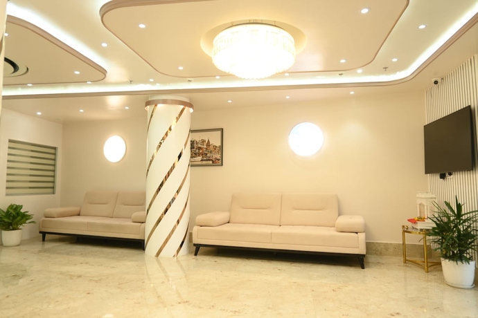 Imagen de los interiores del Hotel Kashi Crown. Foto 16