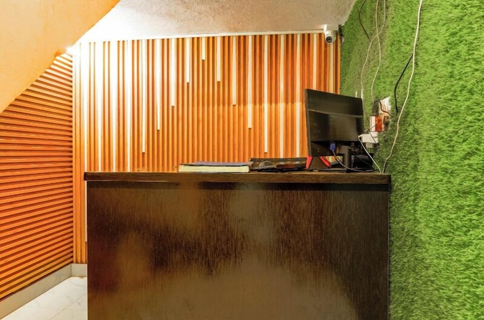Imagen de los interiores del Hotel Kashi Grand Inn. Foto 16
