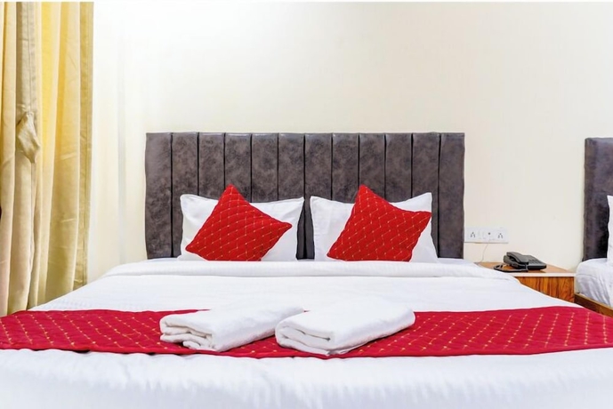 Imagen de la habitación del Hotel Kashi Grand Inn. Foto 8