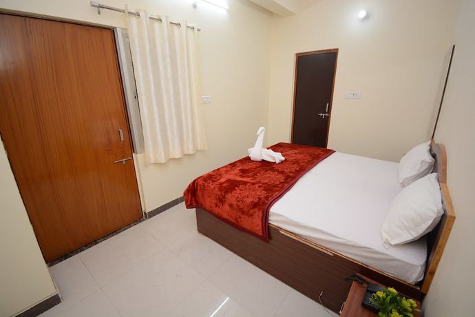 Imagen de la habitación del Hotel Kashi Khand. Foto 8