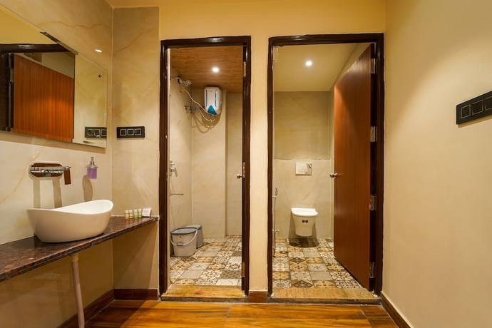 Imagen de la habitación del Hotel Kashi Niwas Varanasi. Foto 12