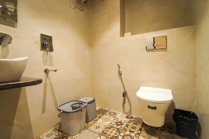 Imagen de la habitación del Hotel Kashi Niwas Varanasi. Foto 13