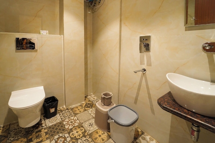 Imagen de la habitación del Hotel Kashi Niwas Varanasi. Foto 15