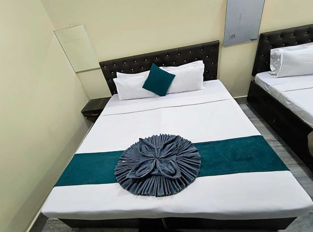 Imagen de la habitación del Hotel Kashi Paradise. Foto 6