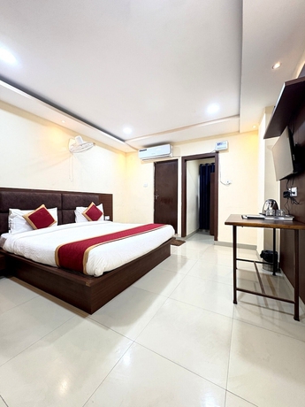 Imagen de la habitación del Hotel Kashi Residency Varanasi. Foto 8