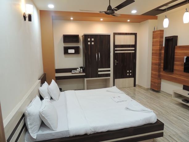 Imagen de la habitación del Hotel Kashish International. Foto 4