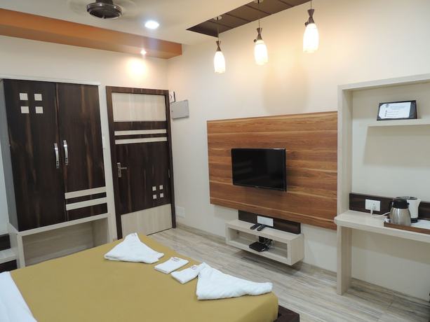 Imagen de la habitación del Hotel Kashish International. Foto 5