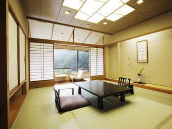 Imagen del bar/restaurante del Hotel Kashiwaya, Nikko. Foto 3