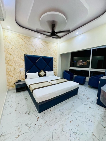 Imagen de la habitación del Hotel Kashvi hotels. Foto 8