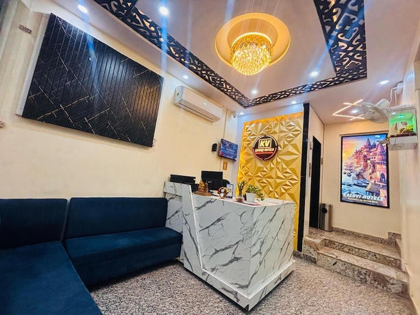 Imagen de los interiores del Hotel Kashvi hotels. Foto 16