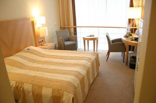 Imagen de la habitación del Hotel Kasino. Foto 4