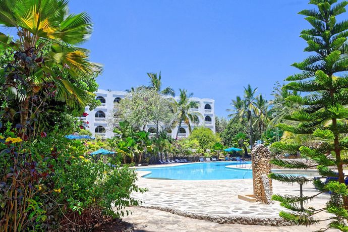 Imagen de la piscina del Hotel Kaskazi Beach. Foto 20