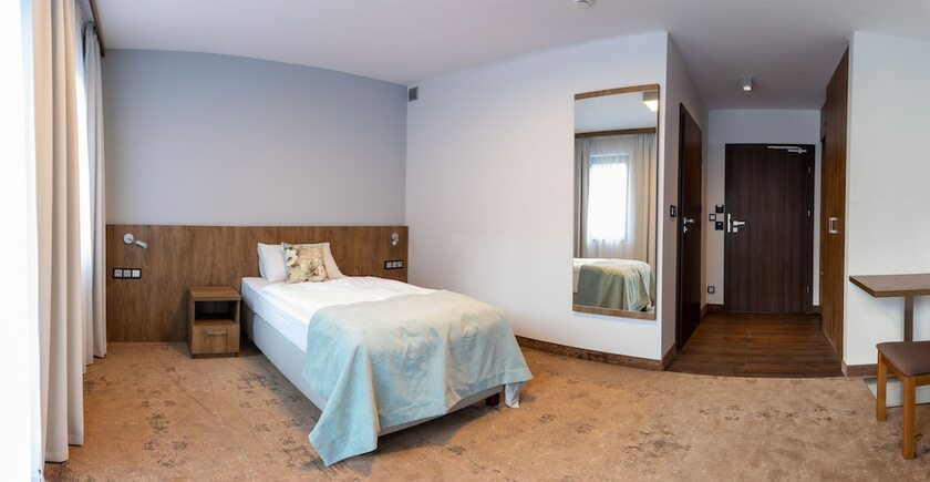 Imagen de la habitación del Hotel Kasor. Foto 13