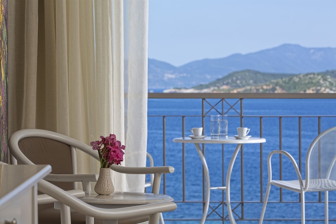 Imagen de la habitación del Hotel Kassandra Bay Resort, Suites and Spa. Foto 5