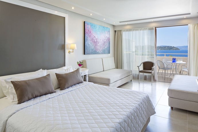 Imagen de la habitación del Hotel Kassandra Bay Resort, Suites and Spa. Foto 13