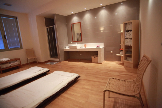 Imagen de la piscina del Hotel Kassandra Palace Seaside Resort. Foto 16