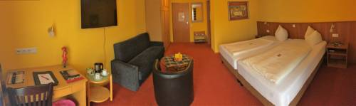 Imagen de la habitación del Hotel Kasserolle. Foto 3