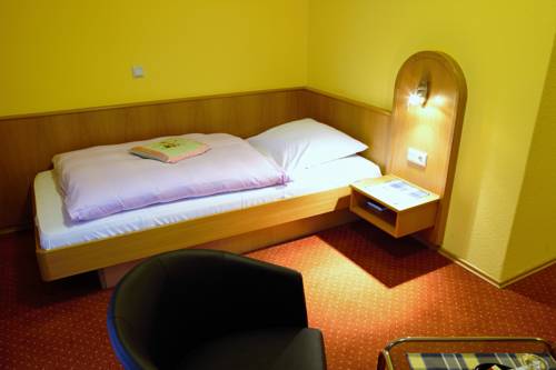 Imagen de la habitación del Hotel Kasserolle. Foto 8
