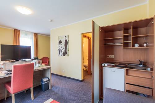 Imagen de la habitación del Hotel Kasserolle. Foto 14