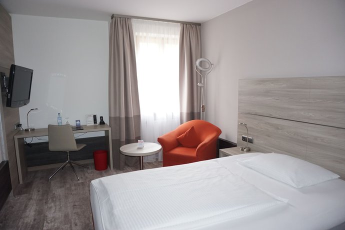 Imagen de la habitación del Hotel Kastanienhof, Erding. Foto 6