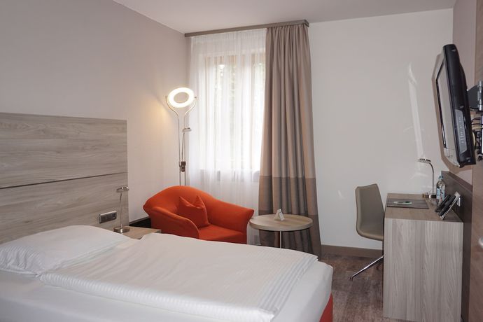 Imagen de la habitación del Hotel Kastanienhof, Erding. Foto 19