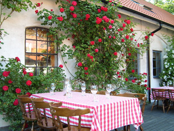 Imagen del bar/restaurante del Hotel Kastanjelunds Wärdshus. Foto 2